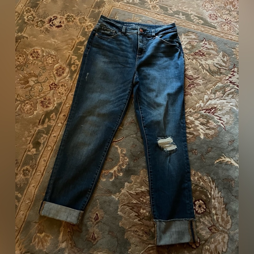Chicos so slimming, Girlfriend ankle jeans  nwot. 4